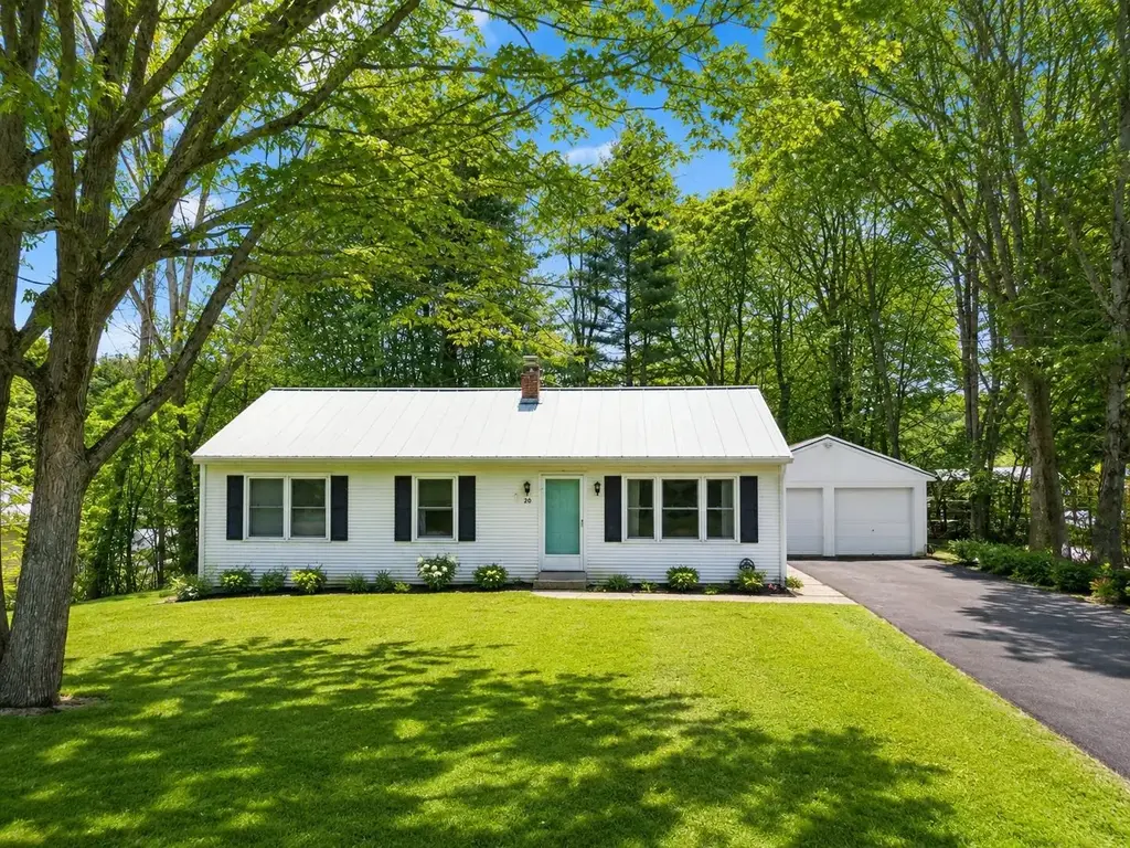 20 Batchelder Avenue, Lebanon