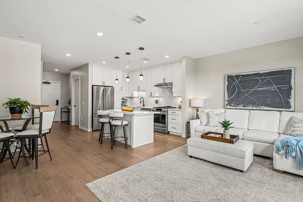 18 Artisan Drive, Salem