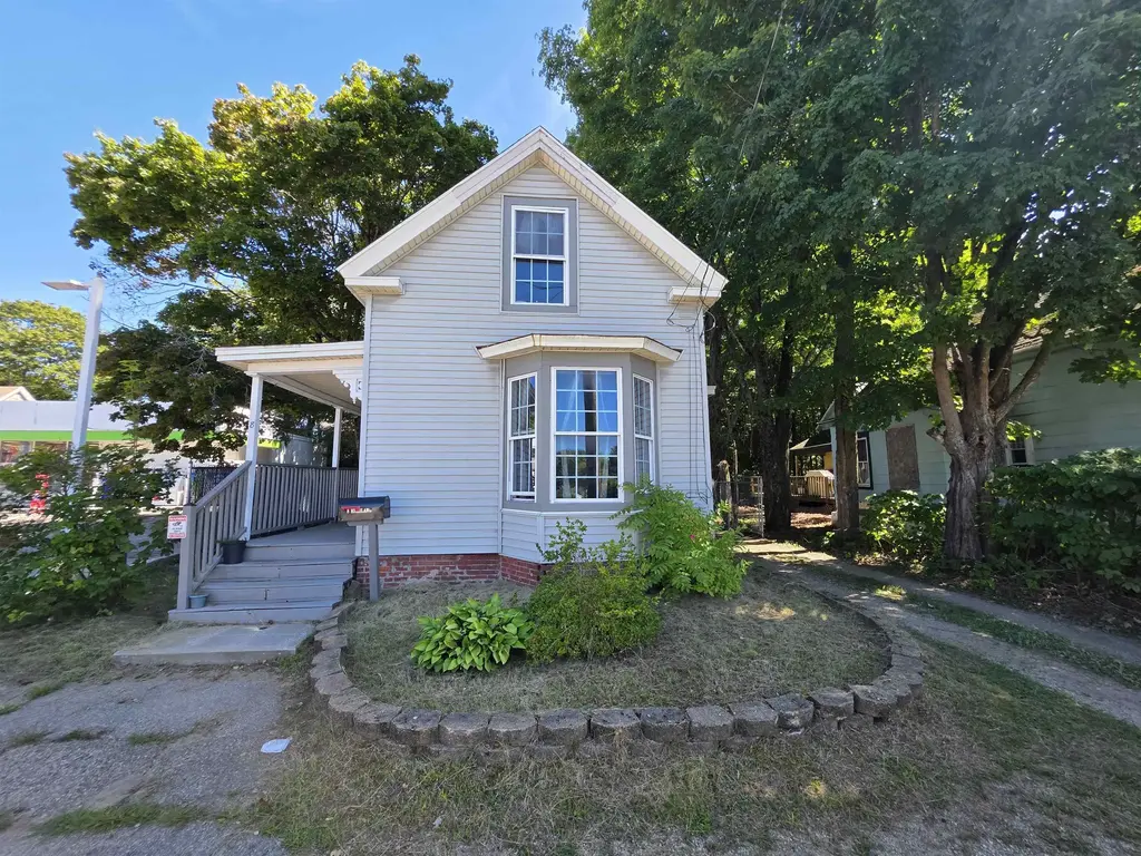 8 Highland Street, Rochester