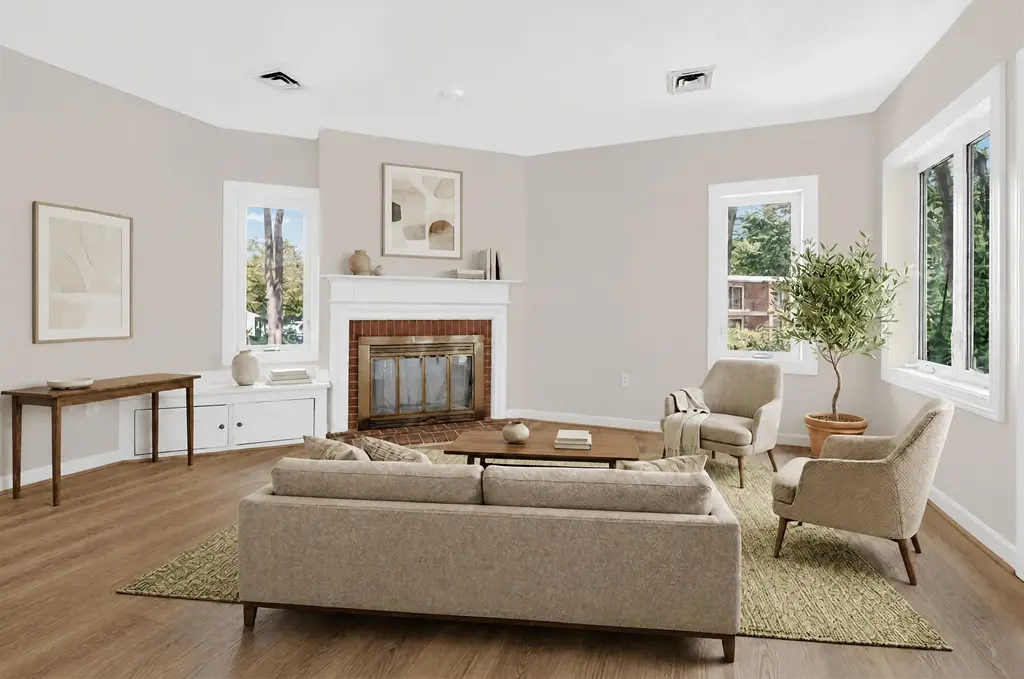 110 Coliseum Avenue, Nashua