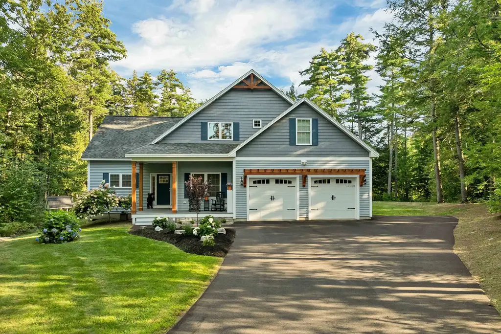 33 Beaverside Drive, Center Harbor