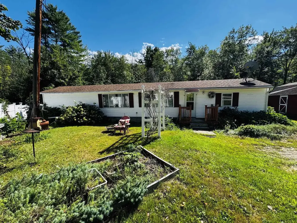 668 Washington Street, Barrington