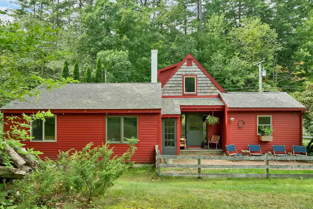 170 Packers Falls Road, Durham