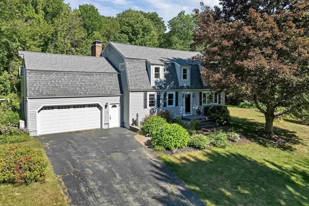 63 Stone Road, Gilford