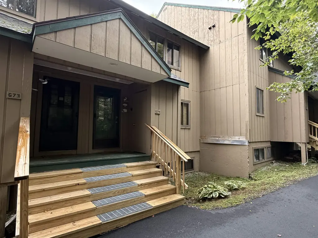 23 Windsor Hill Way, Waterville Valley