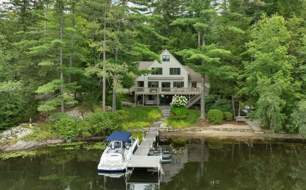 79 Stanyan Road, Moultonborough