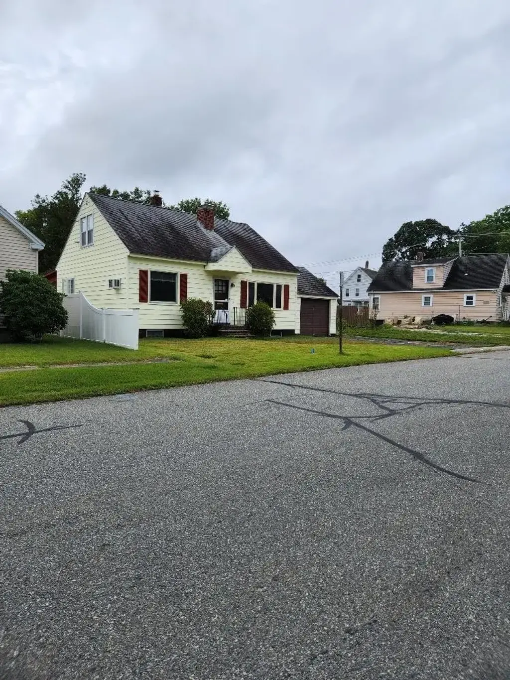81 King Street, Nashua