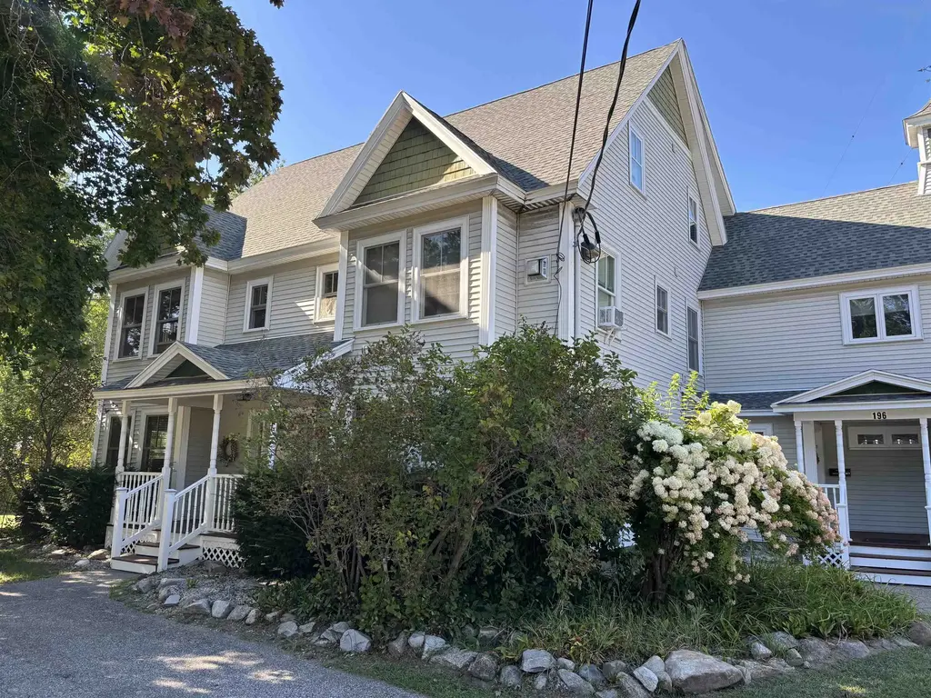 196 East Main Street, Conway