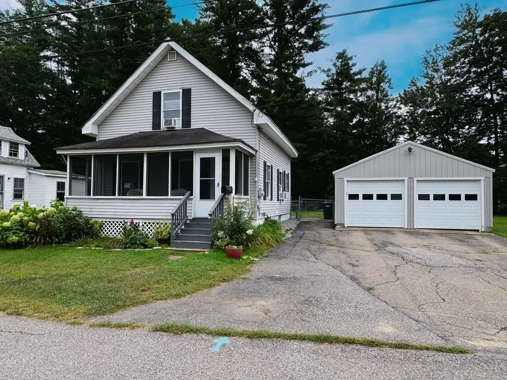 4 Cottage Street, Northfield