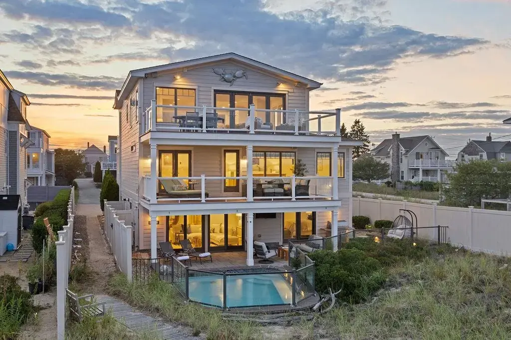 126 Ocean Boulevard, Seabrook