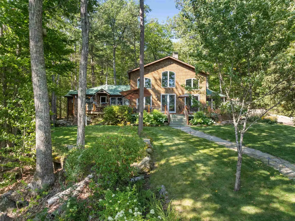 30 Black Brook Road, Meredith