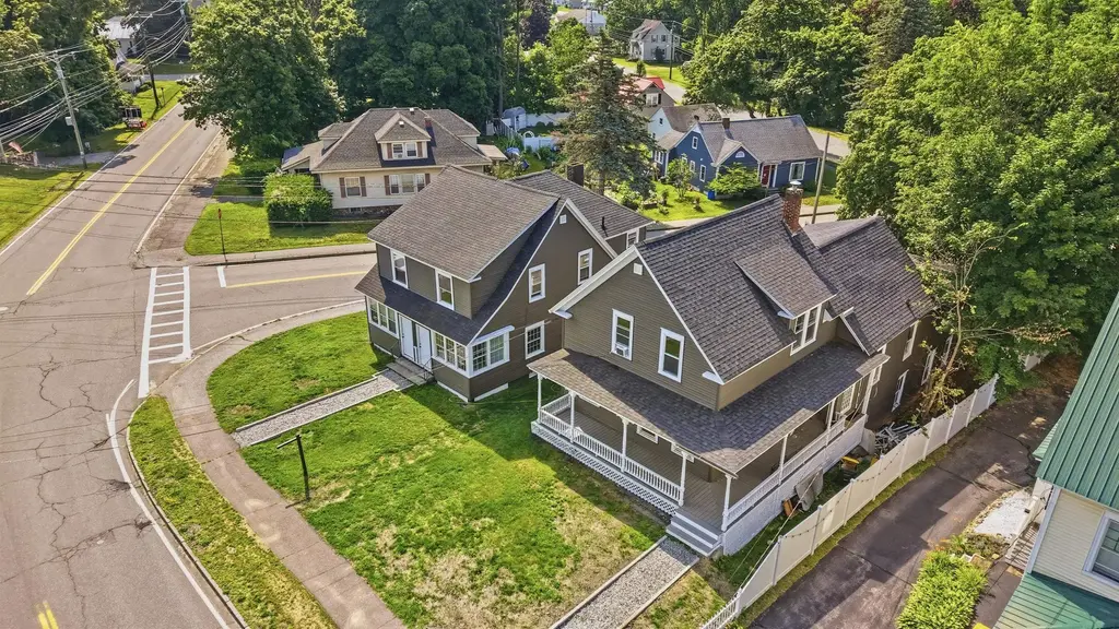 81 Gilford Avenue, Laconia
