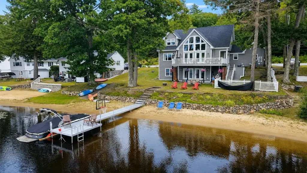 25 Nh Route 106, Gilmanton