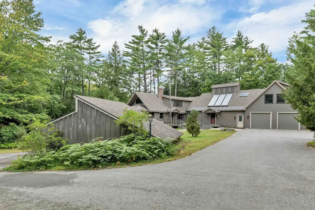 26 North Mayhew Turnpike, Hebron