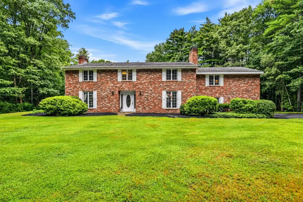 34 Old Stage Road, Hampton Falls
