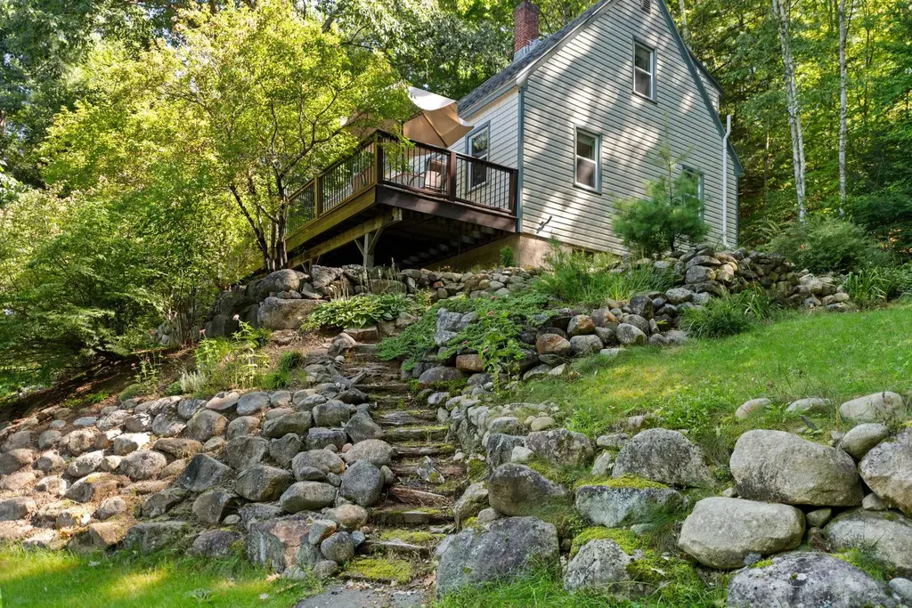 912 Nh Route 175, Campton
