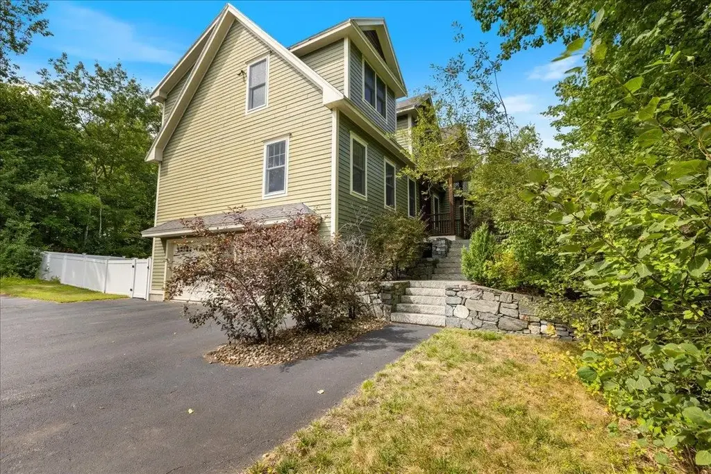137 Garland Drive, Pelham