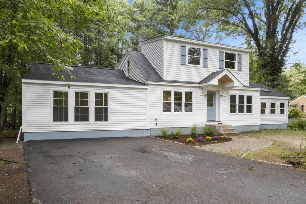 38 Mill Road, North Hampton