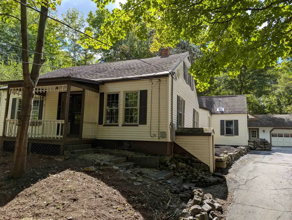 469 N State Street, Concord