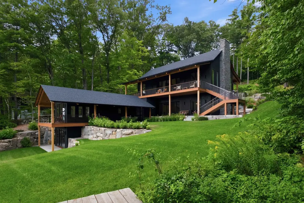14 & 20 Gateway Road, Wolfeboro
