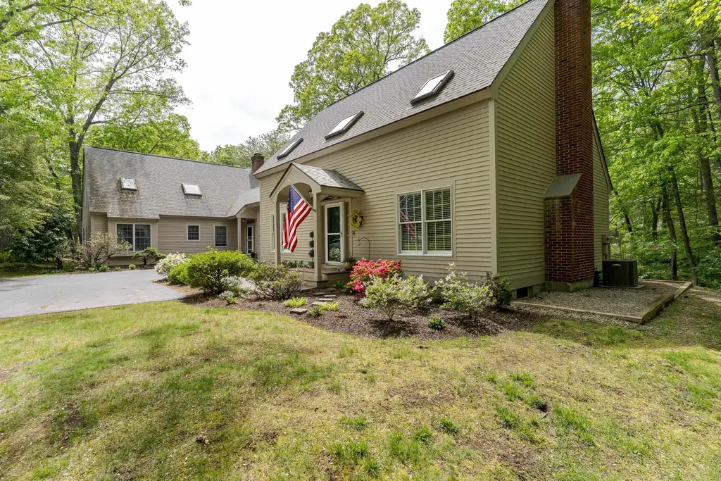 59 Stratham Road, Stratham