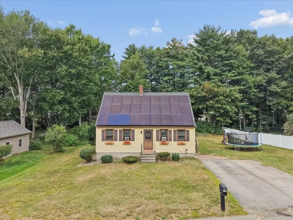 23 Hampshire Drive, Concord