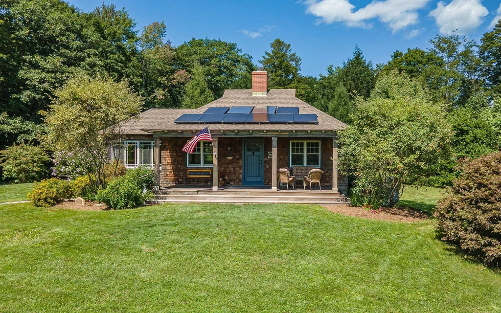 562 Alstead Center Road, Alstead