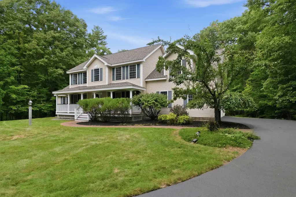 3 Fox Meadow Drive, Bow