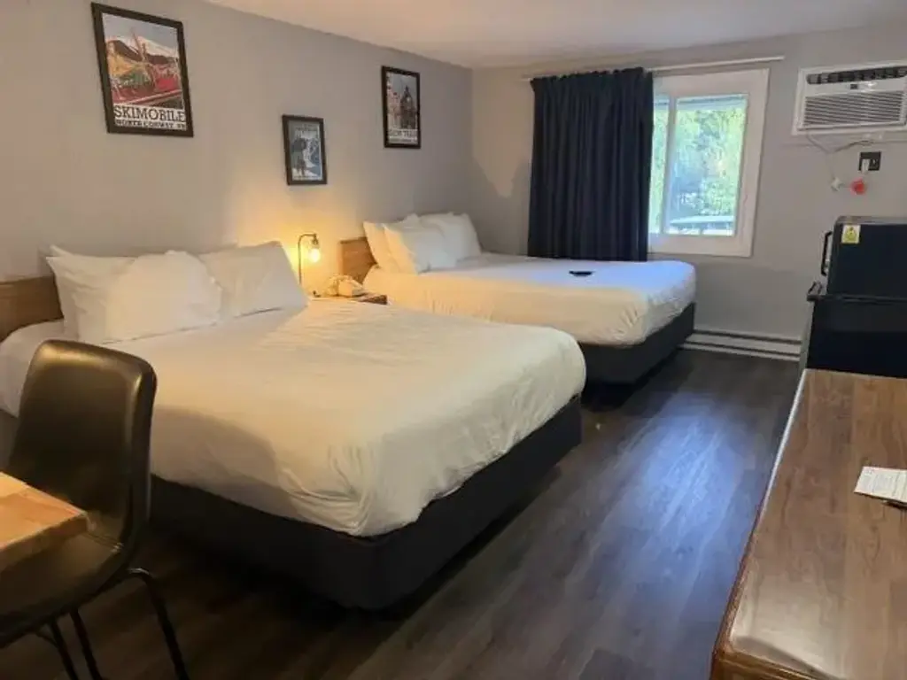 2955 White Mountain Highway, Conway
