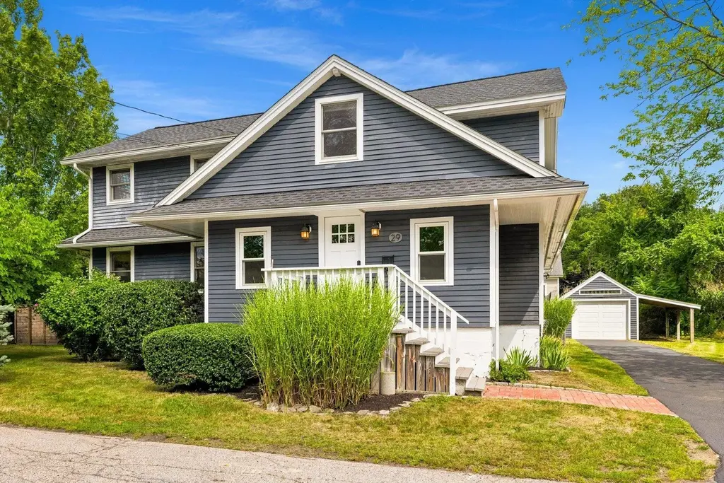 29 Versailles Avenue, Portsmouth