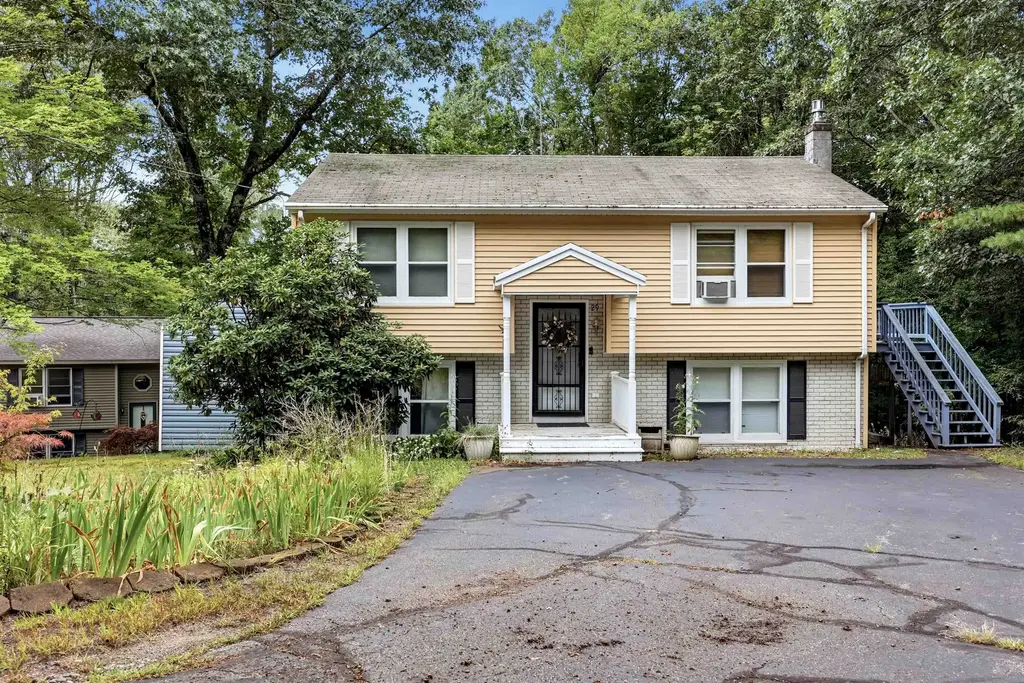 29 Hersey Lane, Newmarket