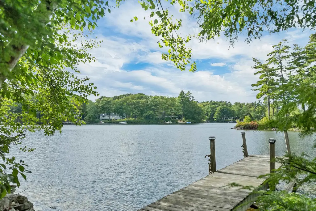 49 Kings Pine Road, Wolfeboro