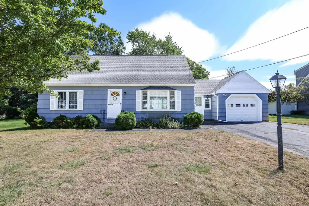 16 Briand Drive, Nashua