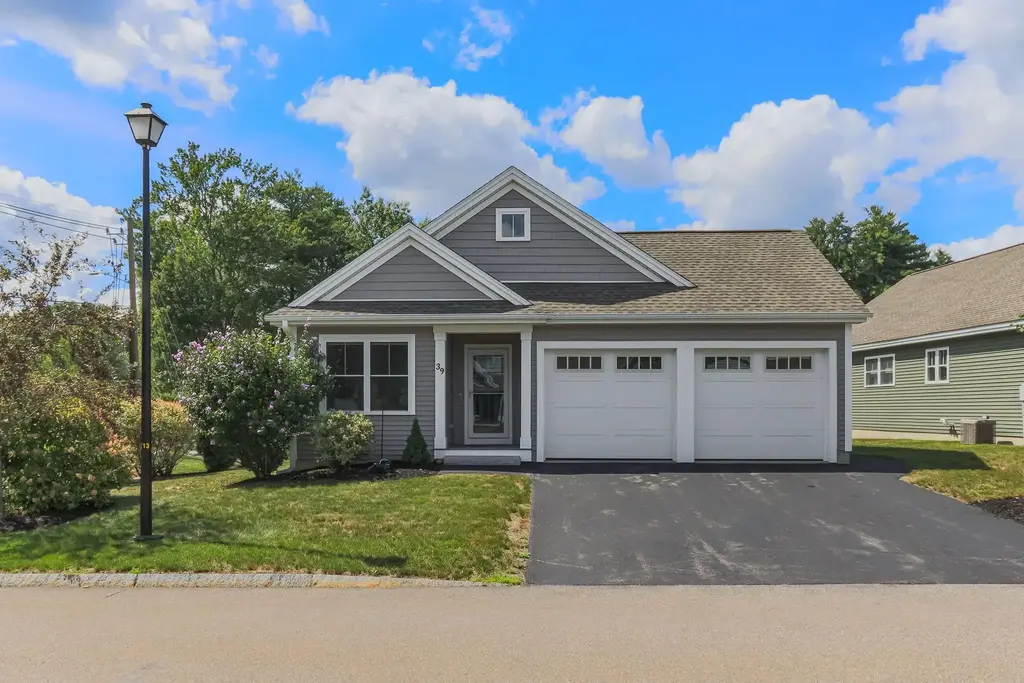 39 Pasture Lane, Nashua