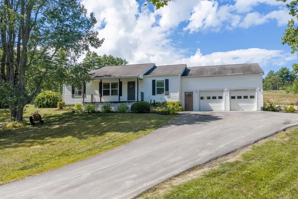 6 Ridge Berry Lane, Center Harbor