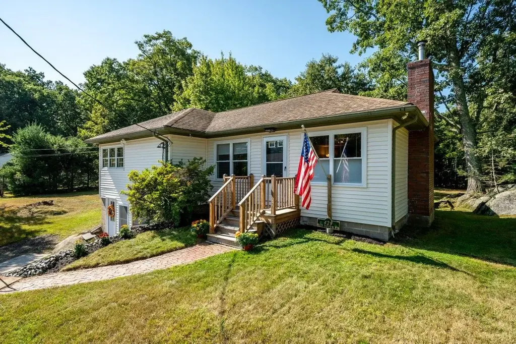 429 Old Dover Road, Rochester
