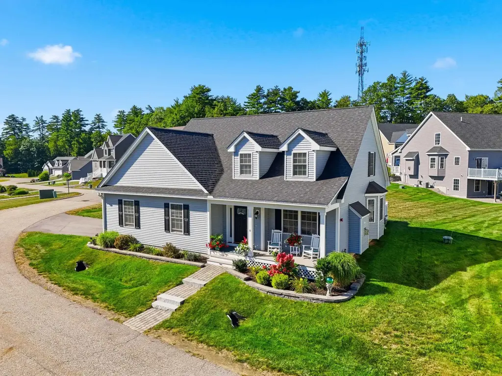 8 Bent Grass Circle, Kingston