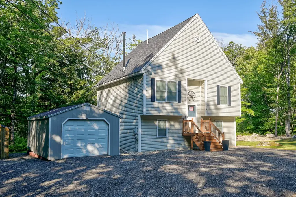 28 Bern Drive, Madison