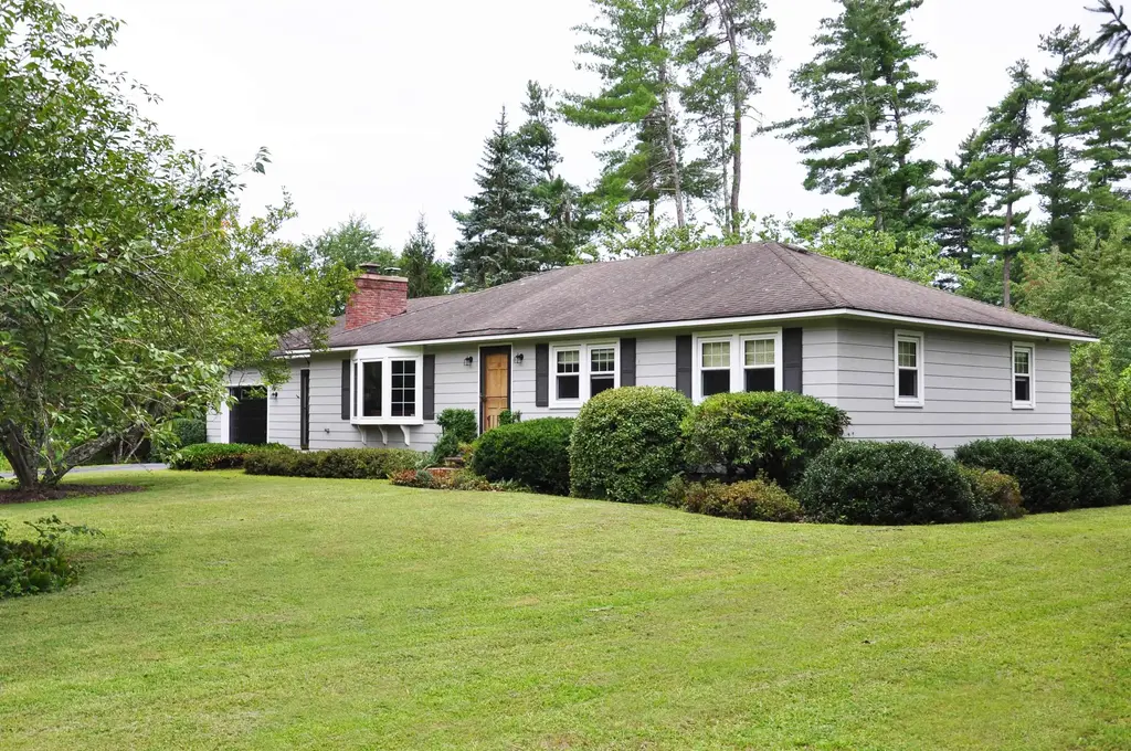 3 Valleyview Drive, Merrimack