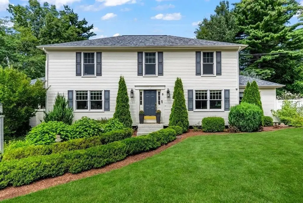 5 Roberta Drive, Dover