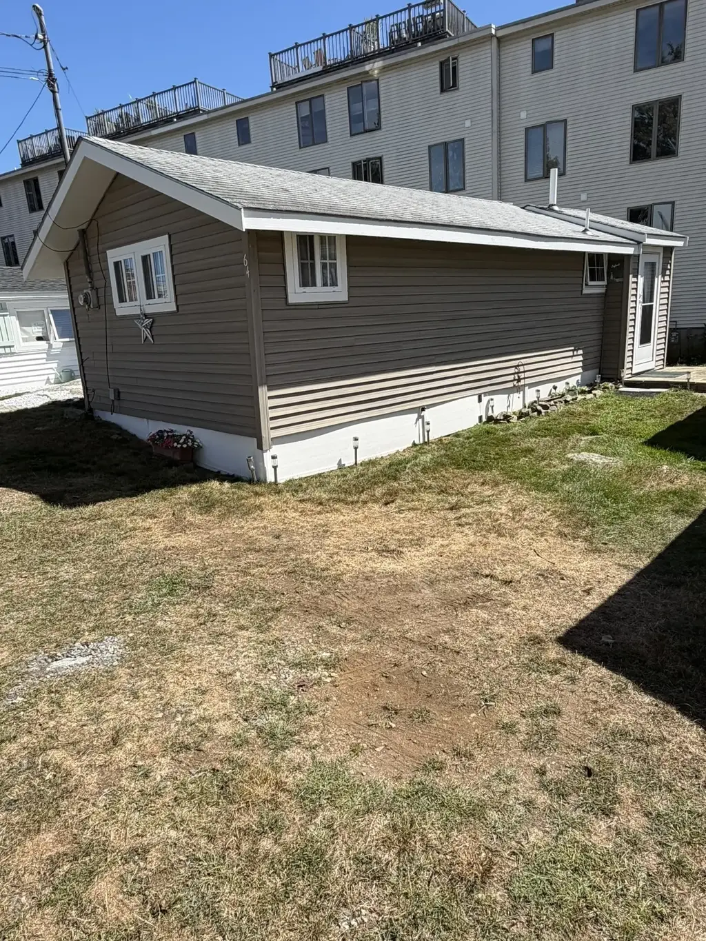 64 Acorn Road, Hampton