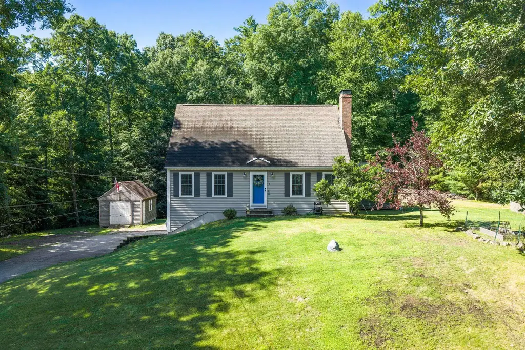 8 Kenwood Drive, Newton