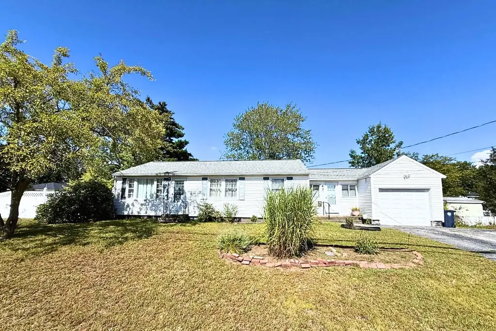 226 Lund Road, Nashua