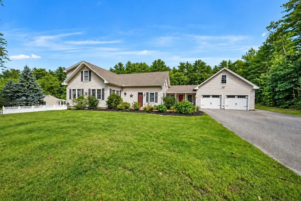 372 Mountain Road, Concord