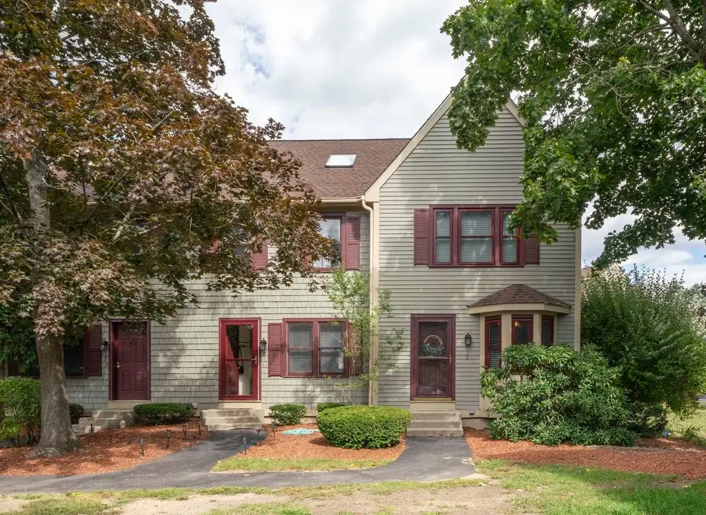 32 Bartemus Trail, Nashua