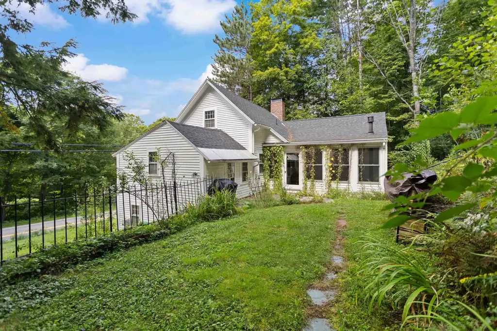 6 Forest Road, Hancock