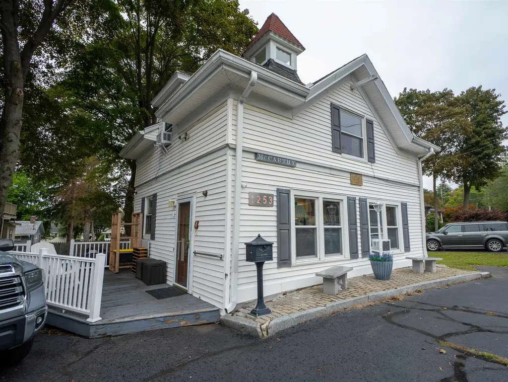 169 Lafayette Road, Portsmouth