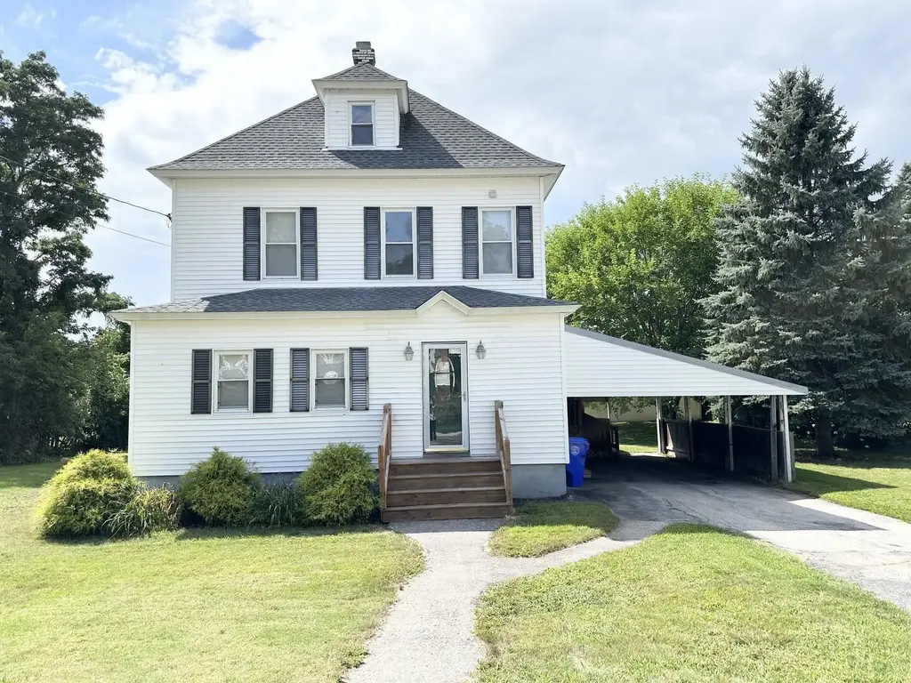 132 Rhode Island Avenue, Manchester