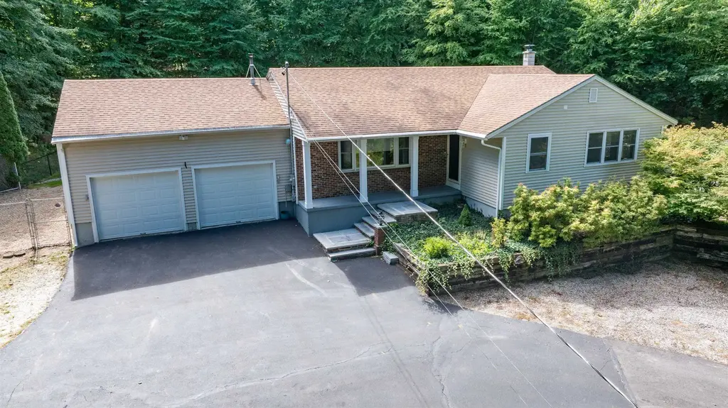 22 Roblin Road, Bedford
