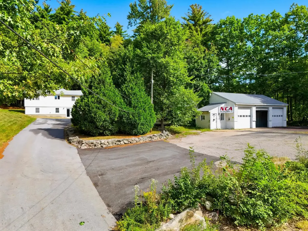 9 Zapora Drive, Hooksett
